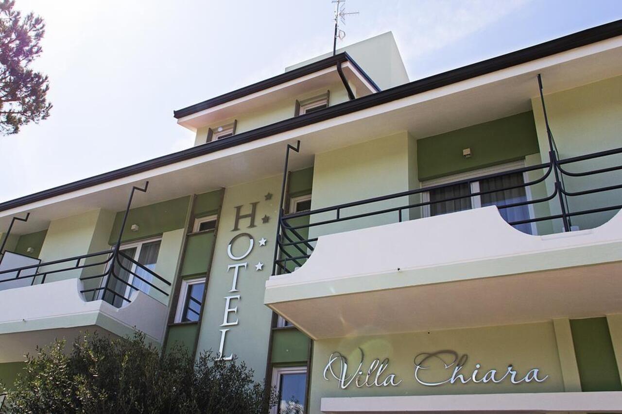 Hotel Villa Chiara Терачина Екстериор снимка