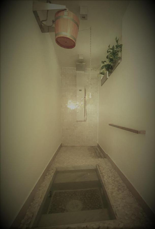 Hotel Villa Chiara Терачина Екстериор снимка