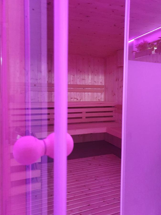 Hotel Villa Chiara Терачина Екстериор снимка